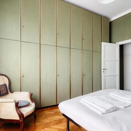 Urban Elegance With A View Viale Tunisia Apartment